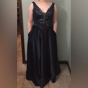 Elegant Black and Blue Prom Dress